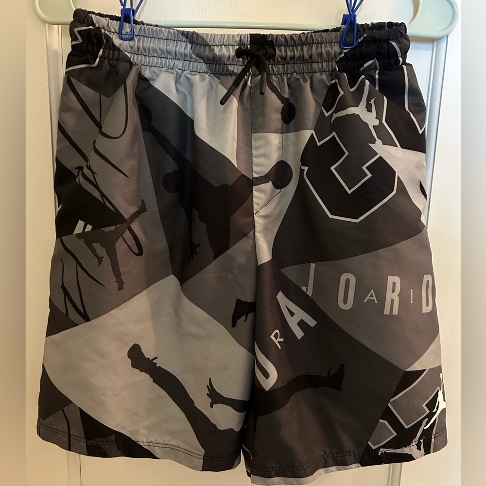 Jordan Boys Activewear Shorts Sz Lrg